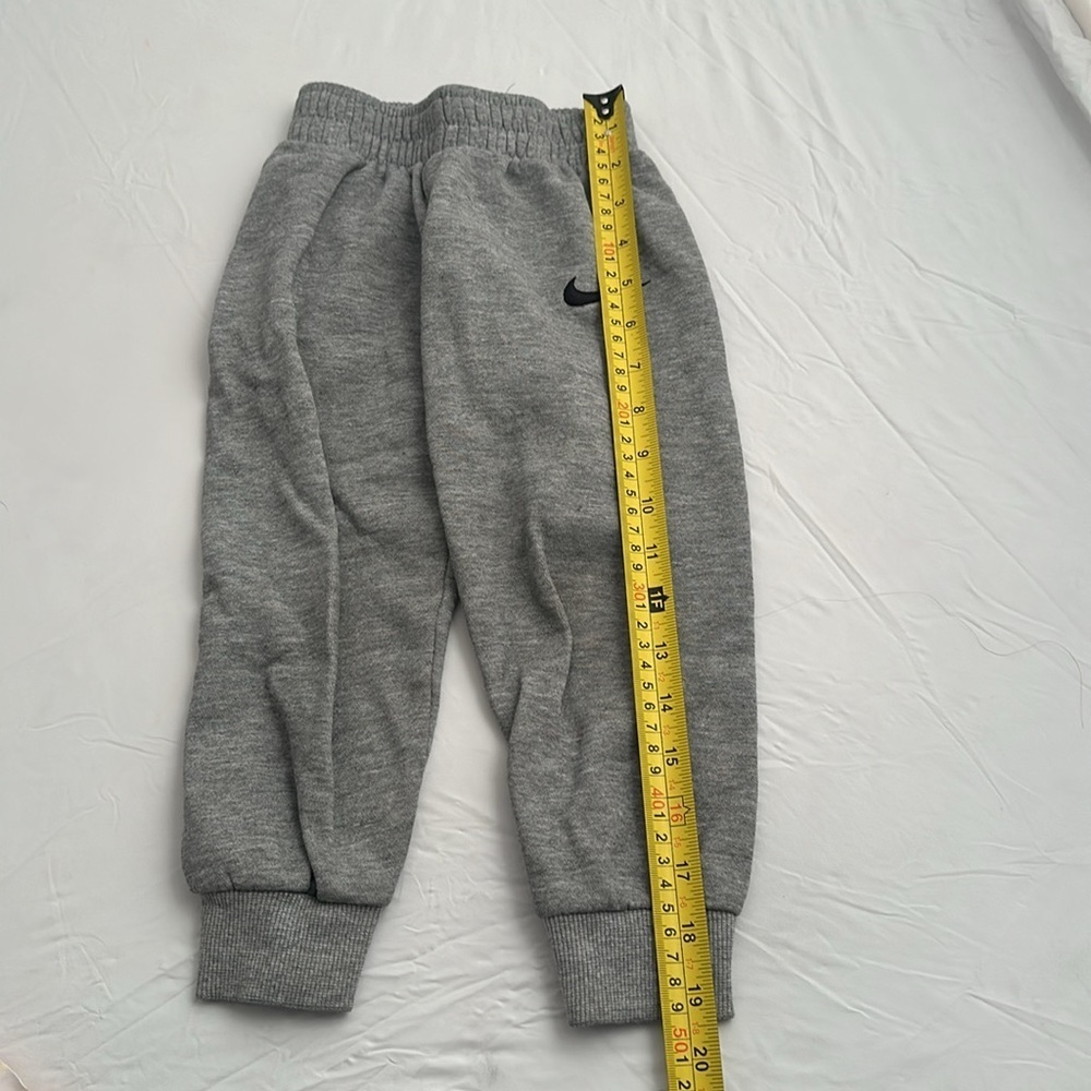 Nike heather gray elastic waist joggers - Picture 4 of 6